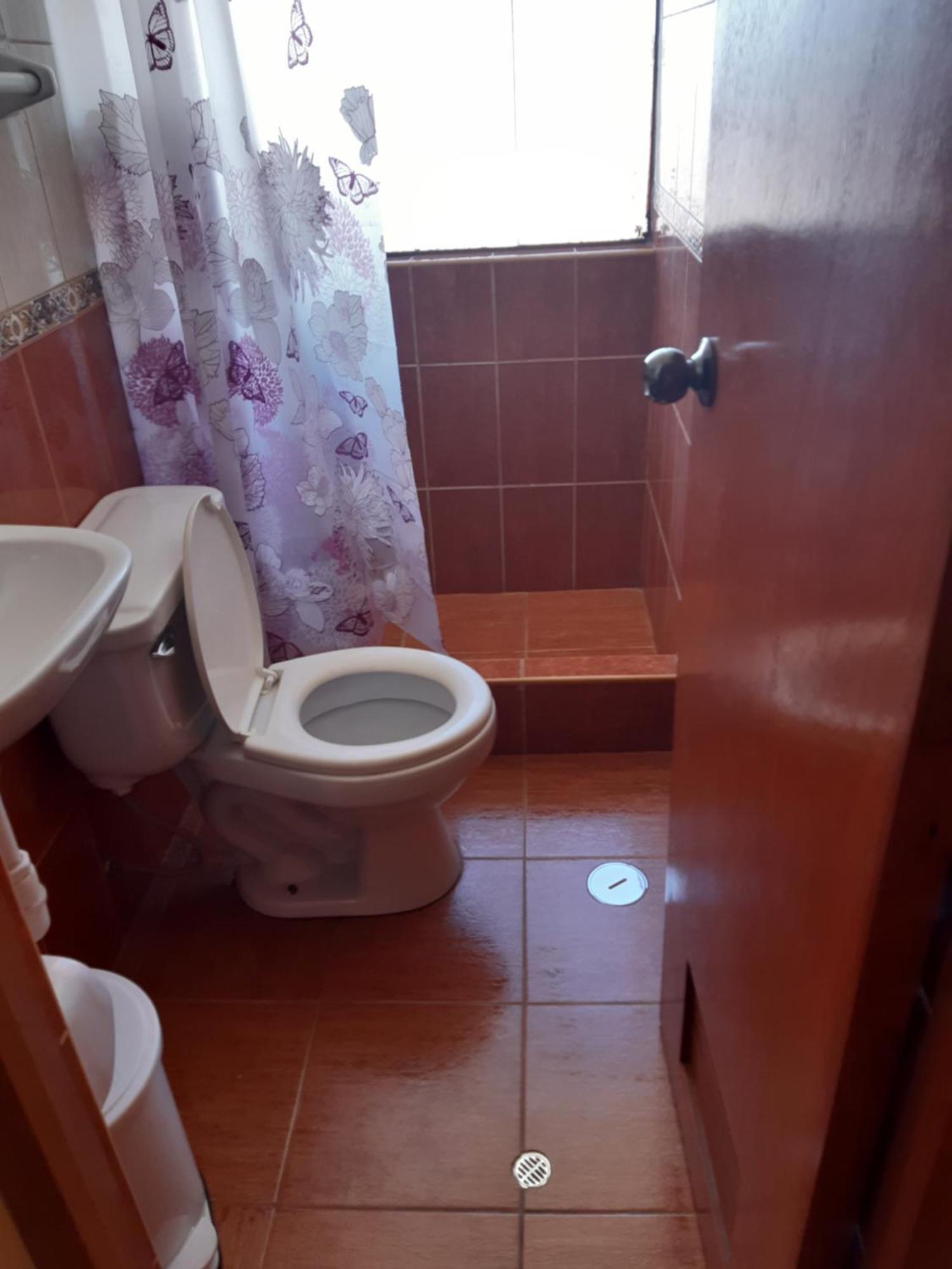 Hostal Vista Al Lago Titicaca Пуно Екстериор снимка